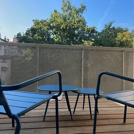 Secret Garden Calme Et Terrasse En Hyper-centre Апартаменты *