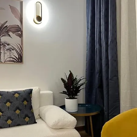 Апартаменты Secret Garden Calme Et Terrasse En Hyper-centre Гренобль