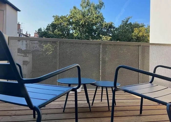 Secret Garden Calme Et Terrasse En Hyper-centre Appartement *