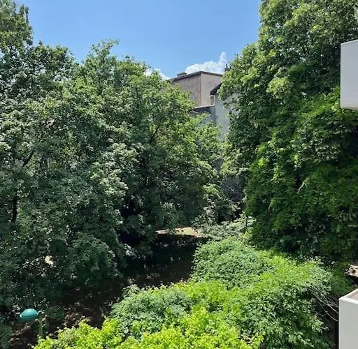 Secret Garden Calme Et Terrasse En Hyper-centre Appartement *