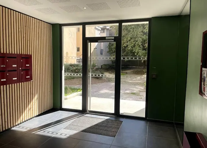 Secret Garden Calme Et Terrasse En Hyper-centre Apartman